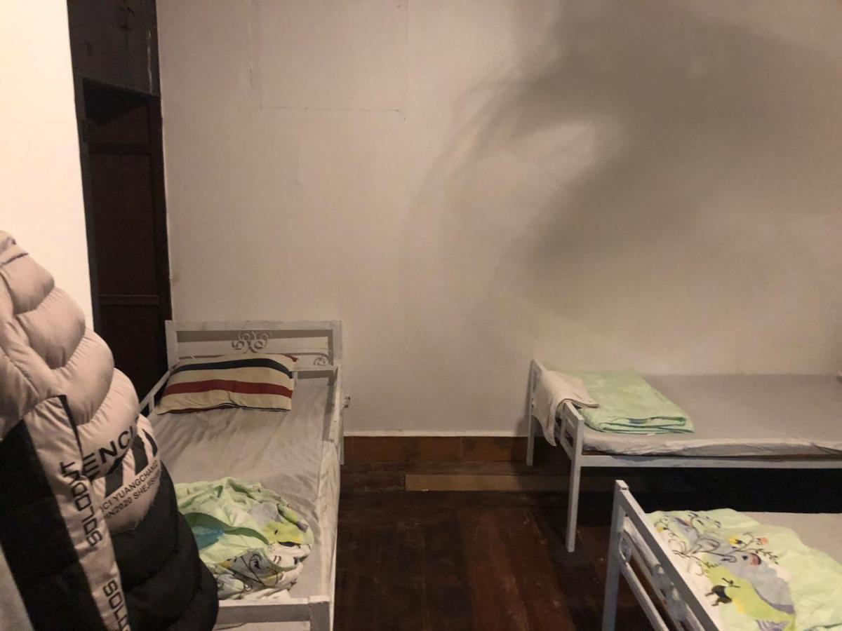 Vernice Backpacker Hostel Vientiane Luaran gambar