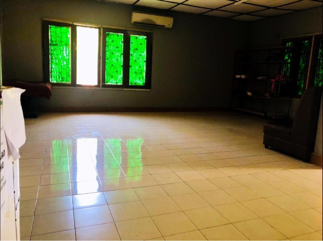 Vernice Backpacker Hostel Vientiane Luaran gambar